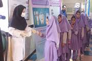 برگزاری برنامه آموزشی، معاینه دندان و توزیع مسواک در دو مدرسه در منطقه کم برخوردار شهرستان اسلامشهر به مناسبت پویش دهان و دندان
